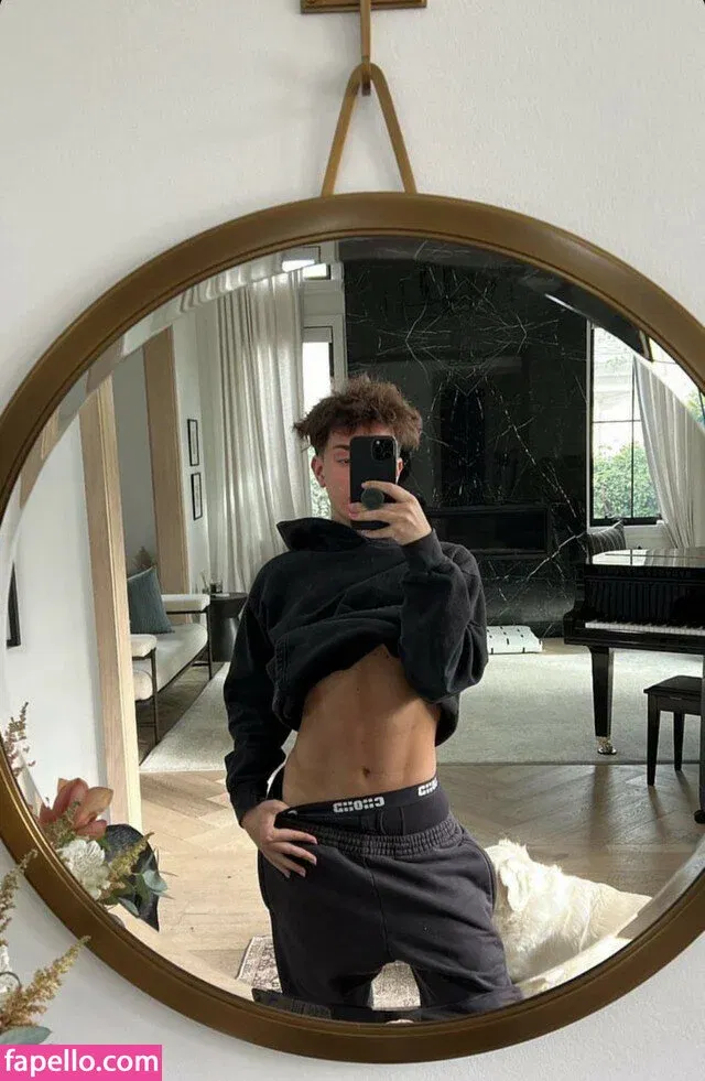 James Charles Onlyfans Photo Gallery 