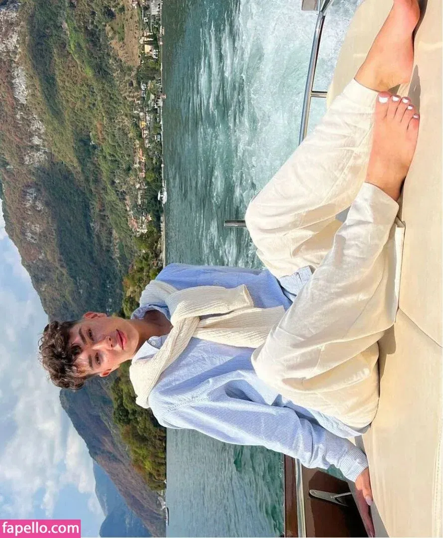 James Charles Onlyfans Photo Gallery 