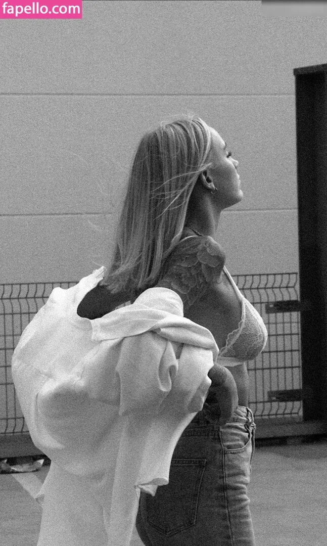 Ela Rausch , Raphaela Onlyfans Photo Gallery 