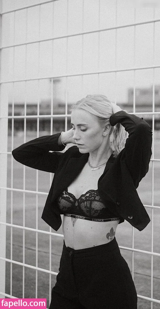 Ela Rausch , Raphaela Onlyfans Photo Gallery 