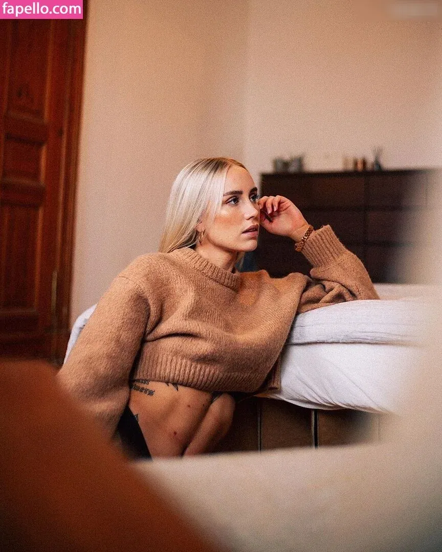 Ela Rausch , Raphaela Onlyfans Photo Gallery 