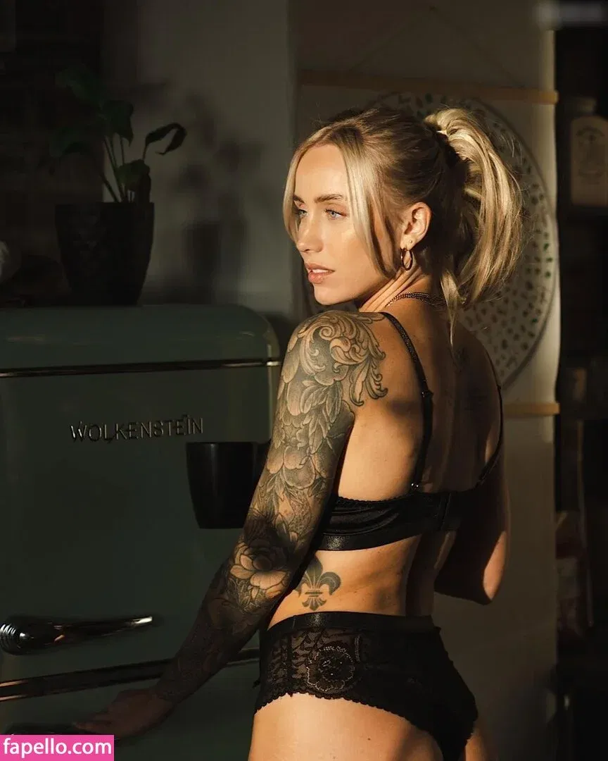 Ela Rausch , Raphaela Onlyfans Photo Gallery 