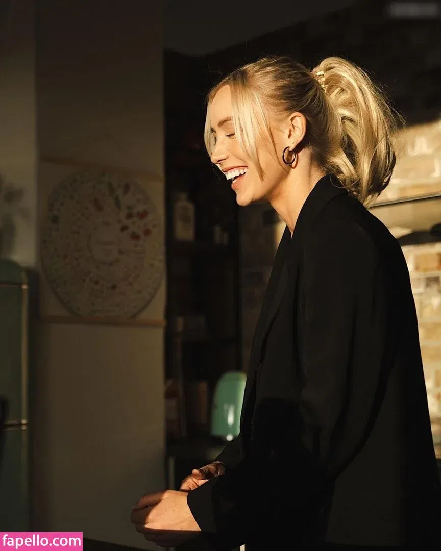 Ela Rausch , Raphaela Onlyfans Photo Gallery 