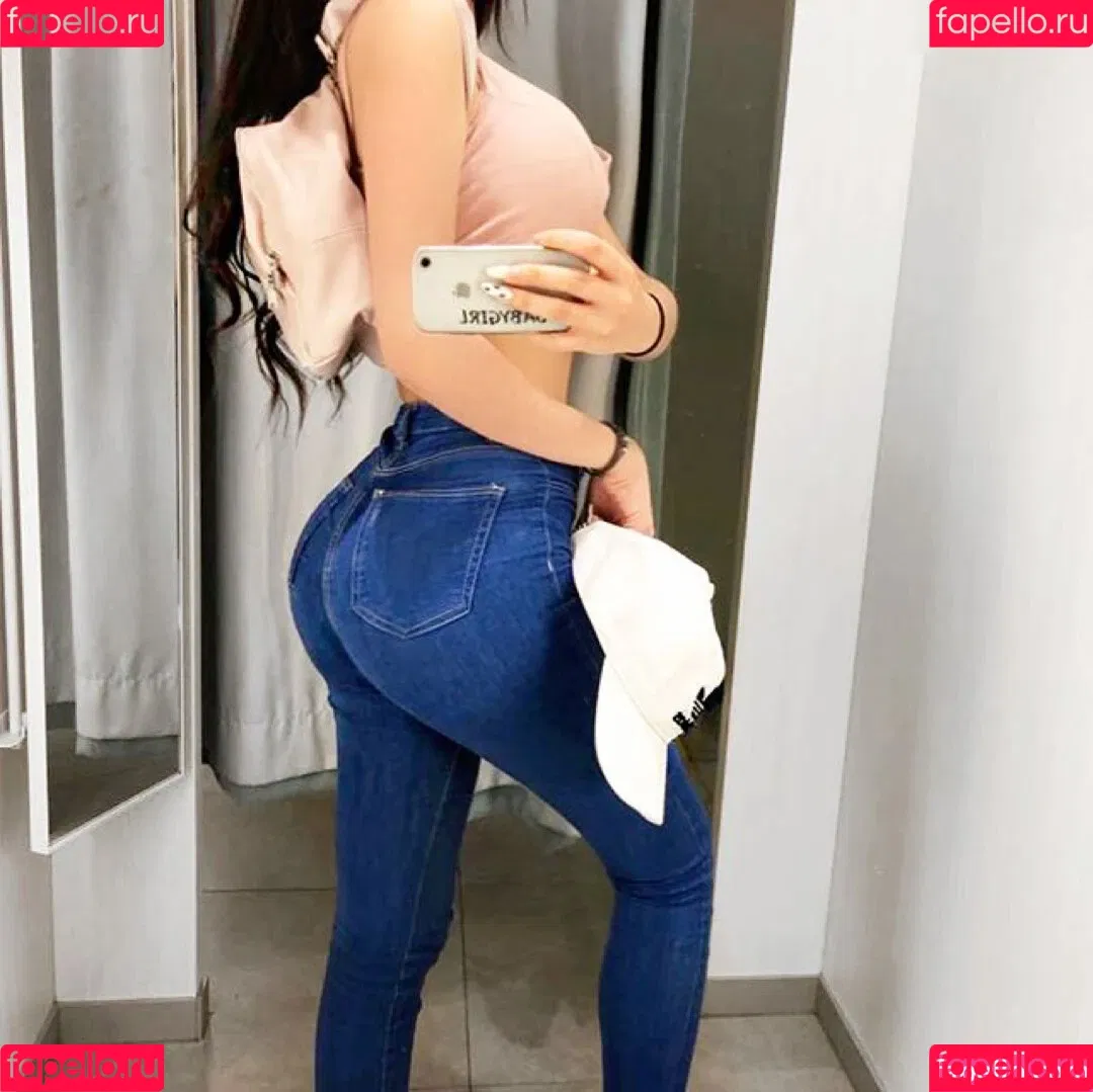Lara.stxx Onlyfans Photo Gallery 