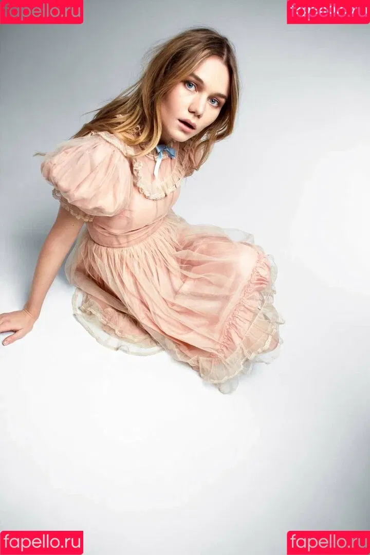 Imogen Waterhouse Onlyfans Photo Gallery 