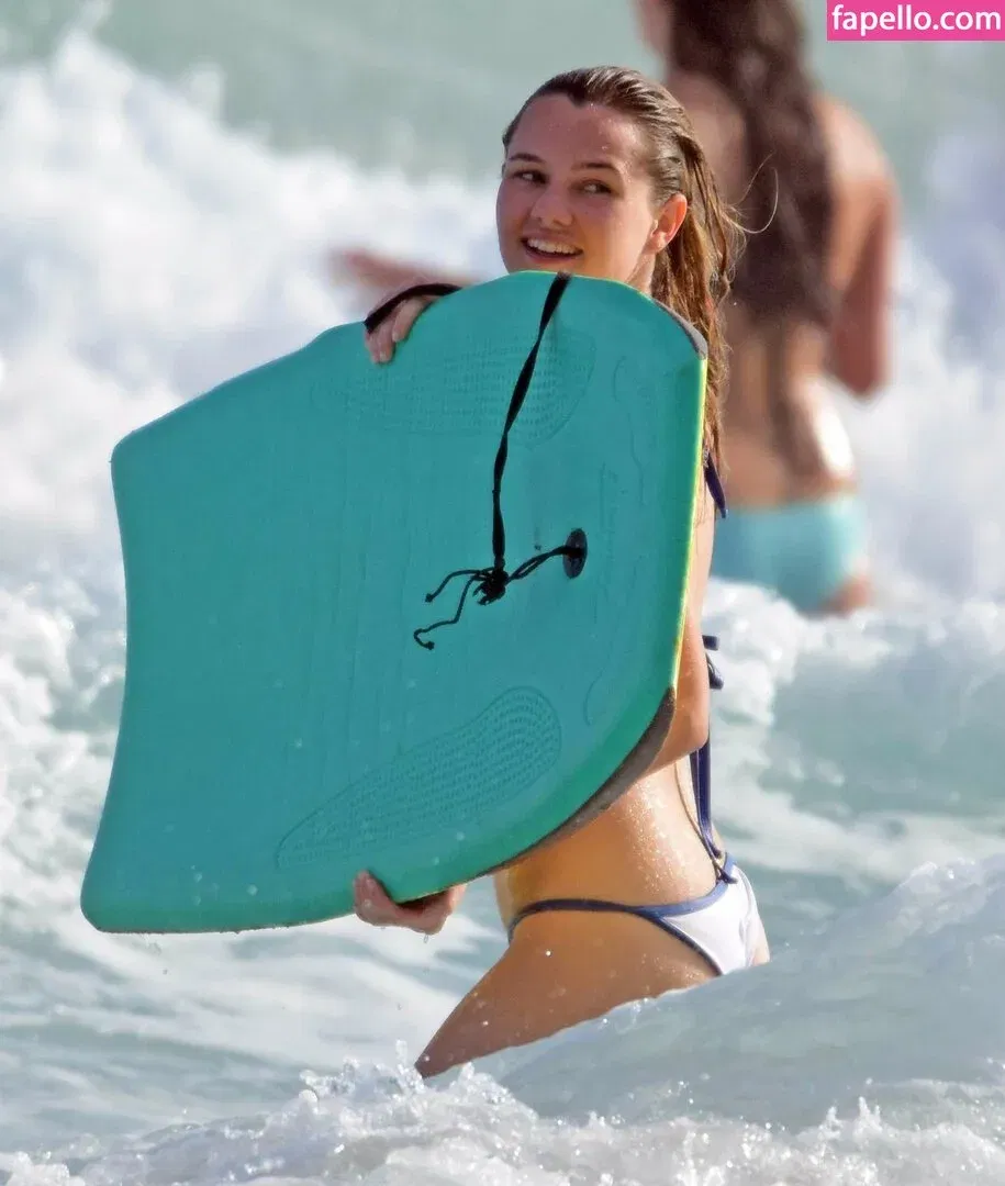 Imogen Waterhouse Onlyfans Photo Gallery 