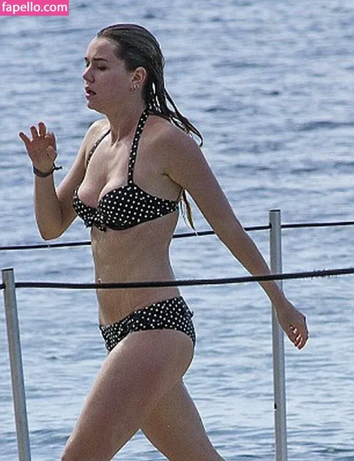 Imogen Waterhouse Onlyfans Photo Gallery 