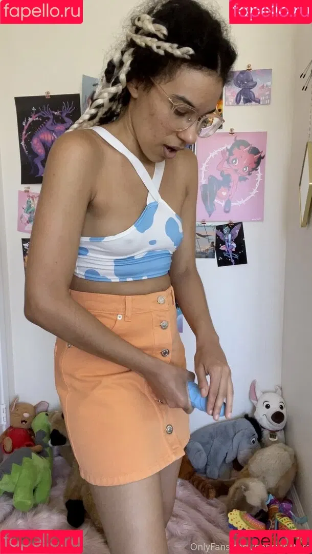 HoneyVulture Onlyfans Photo Gallery 