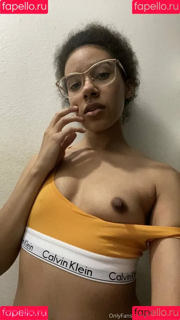 HoneyVulture Onlyfans Photo Gallery 