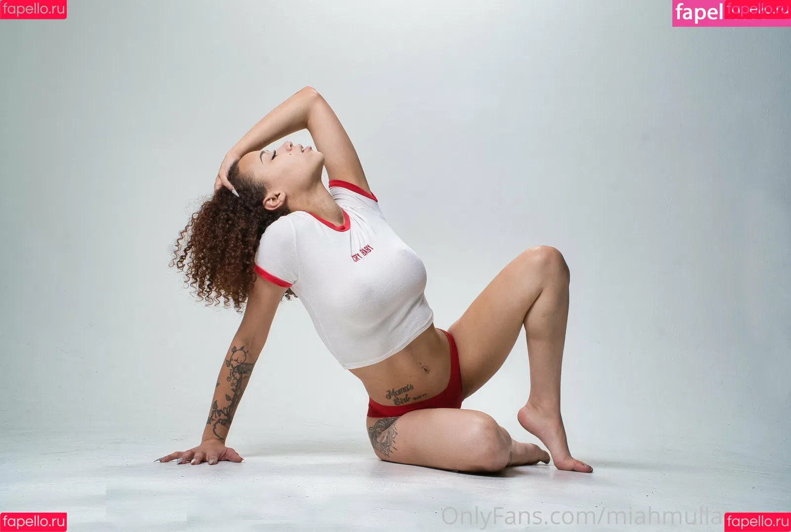 miahmullatofree Onlyfans Photo Gallery 