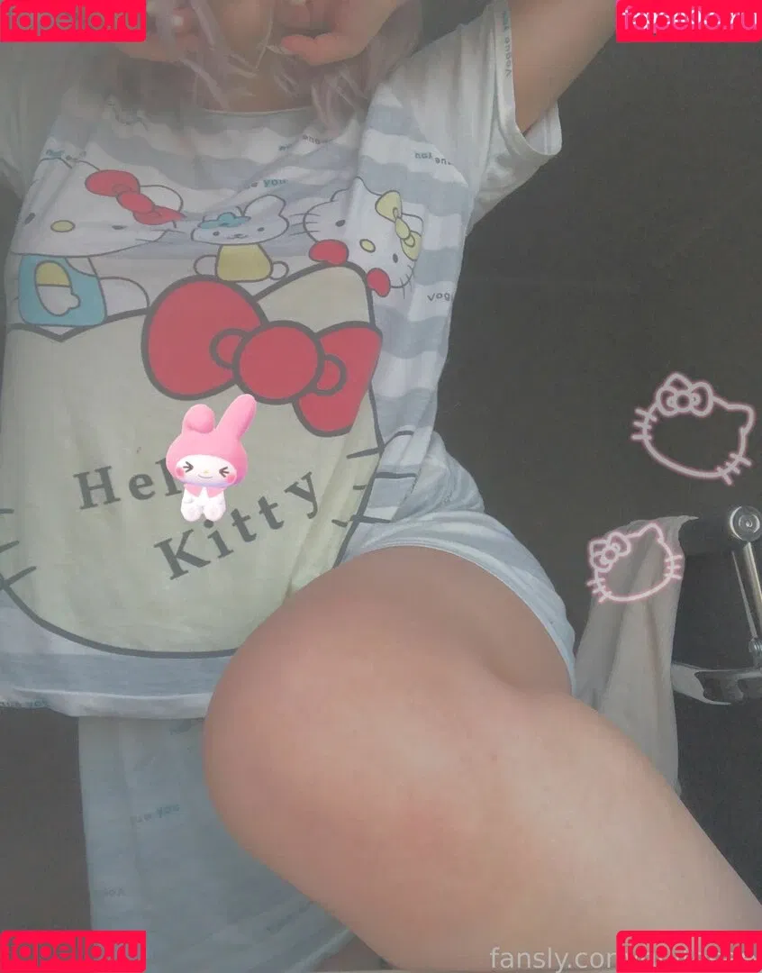 azumilovv Onlyfans Photo Gallery 