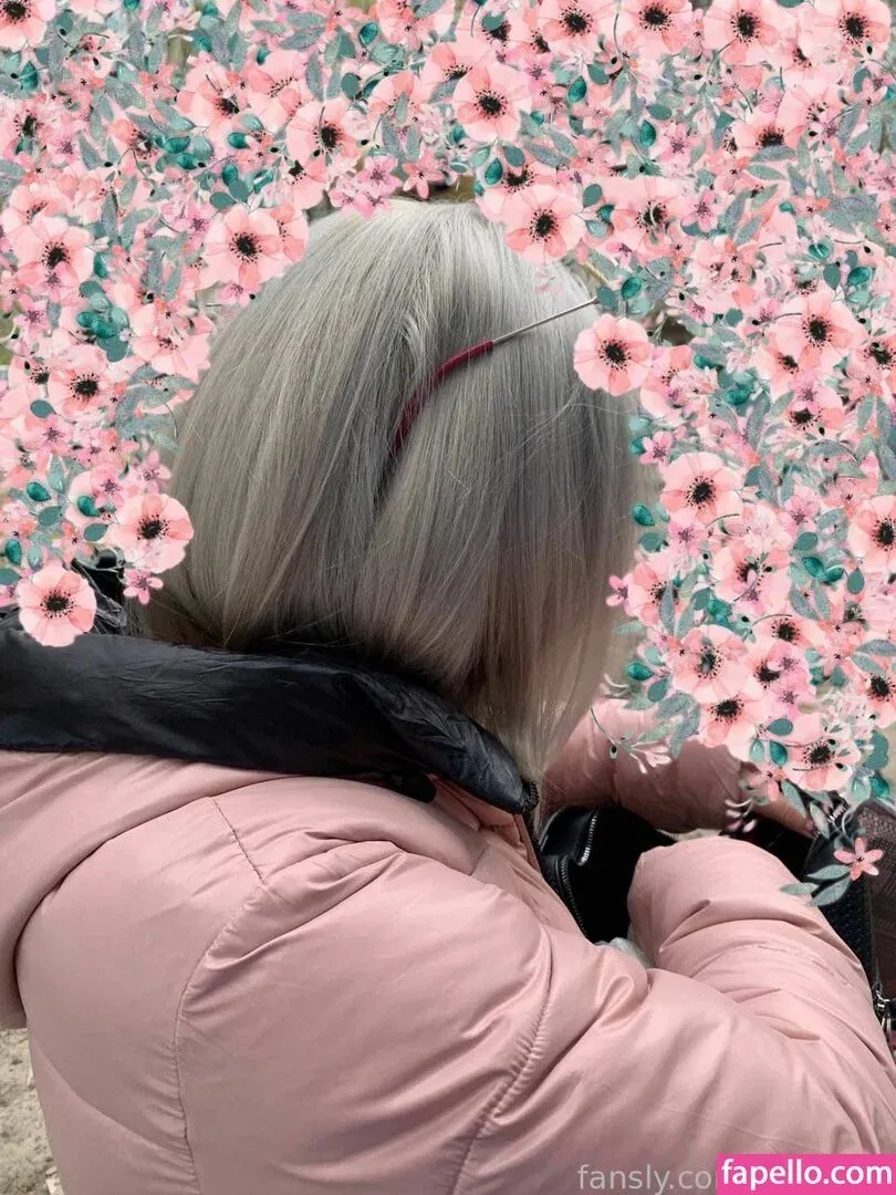 azumilovv Onlyfans Photo Gallery 