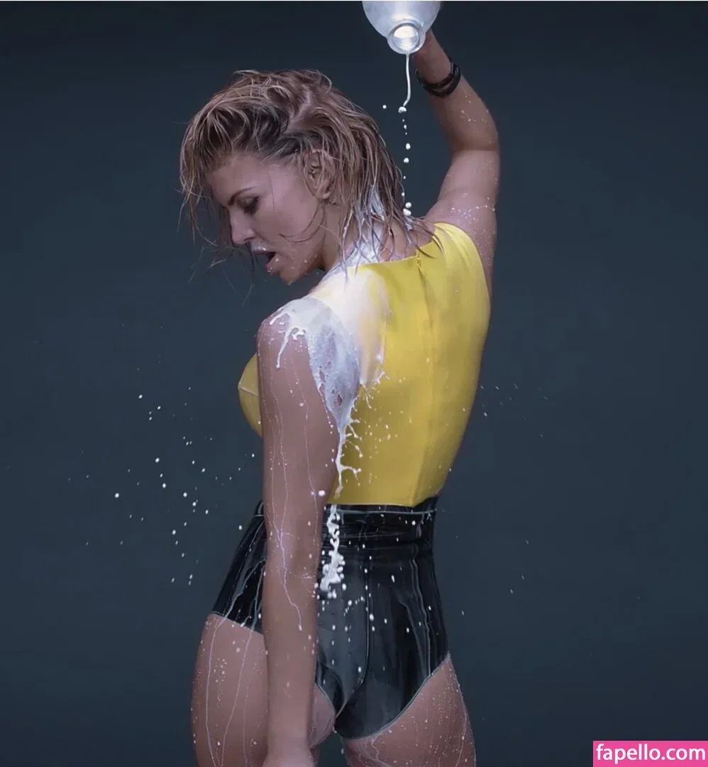 Stacy Ferguson Onlyfans Photo Gallery 