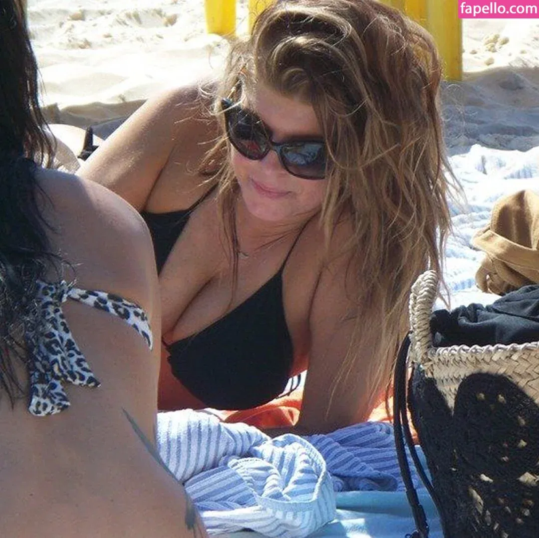 Stacy Ferguson Onlyfans Photo Gallery 