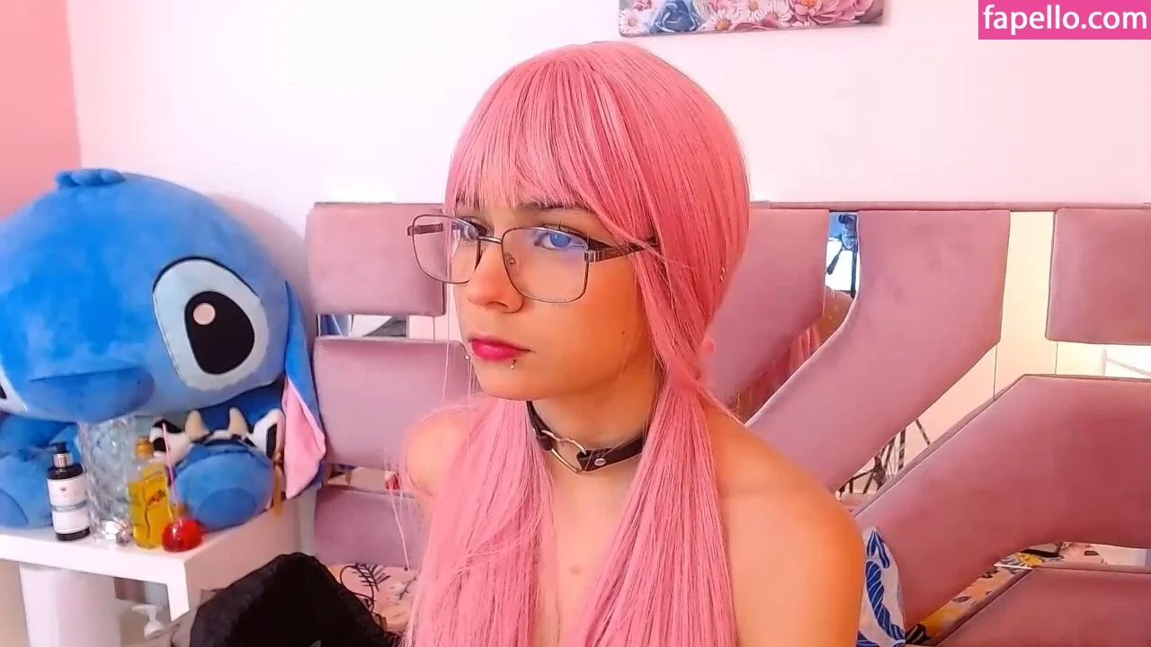 Akamehills Onlyfans Photo Gallery 