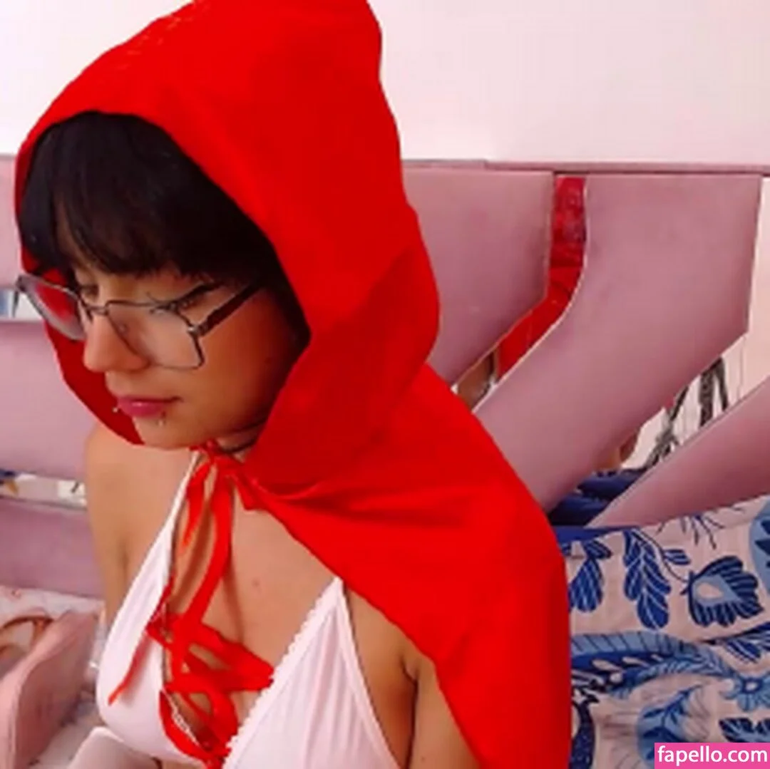 Akamehills Onlyfans Photo Gallery 