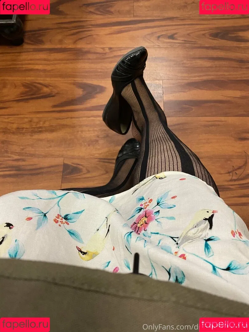 dizzykittenpaws Onlyfans Photo Gallery 