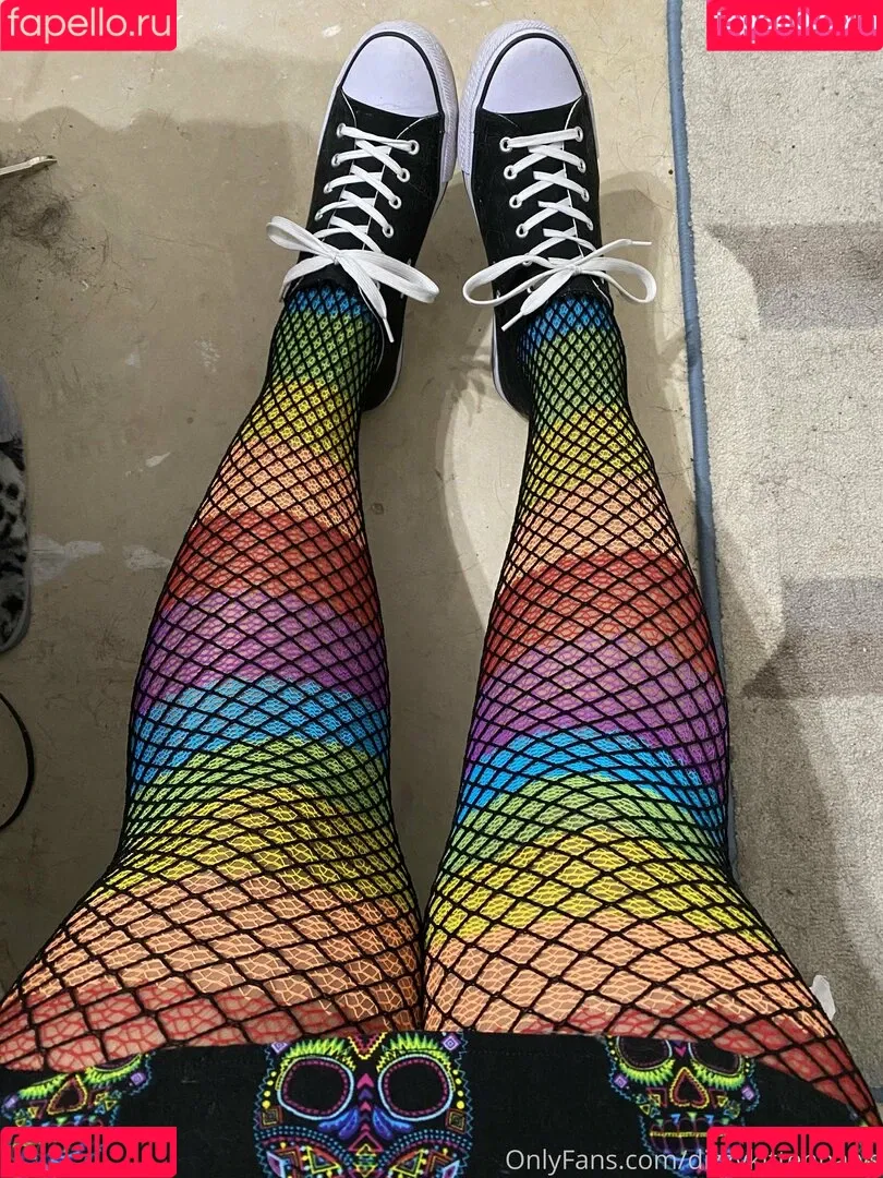 dizzykittenpaws Onlyfans Photo Gallery 