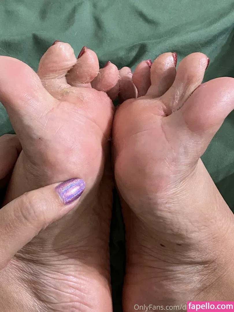 dizzykittenpaws Onlyfans Photo Gallery 