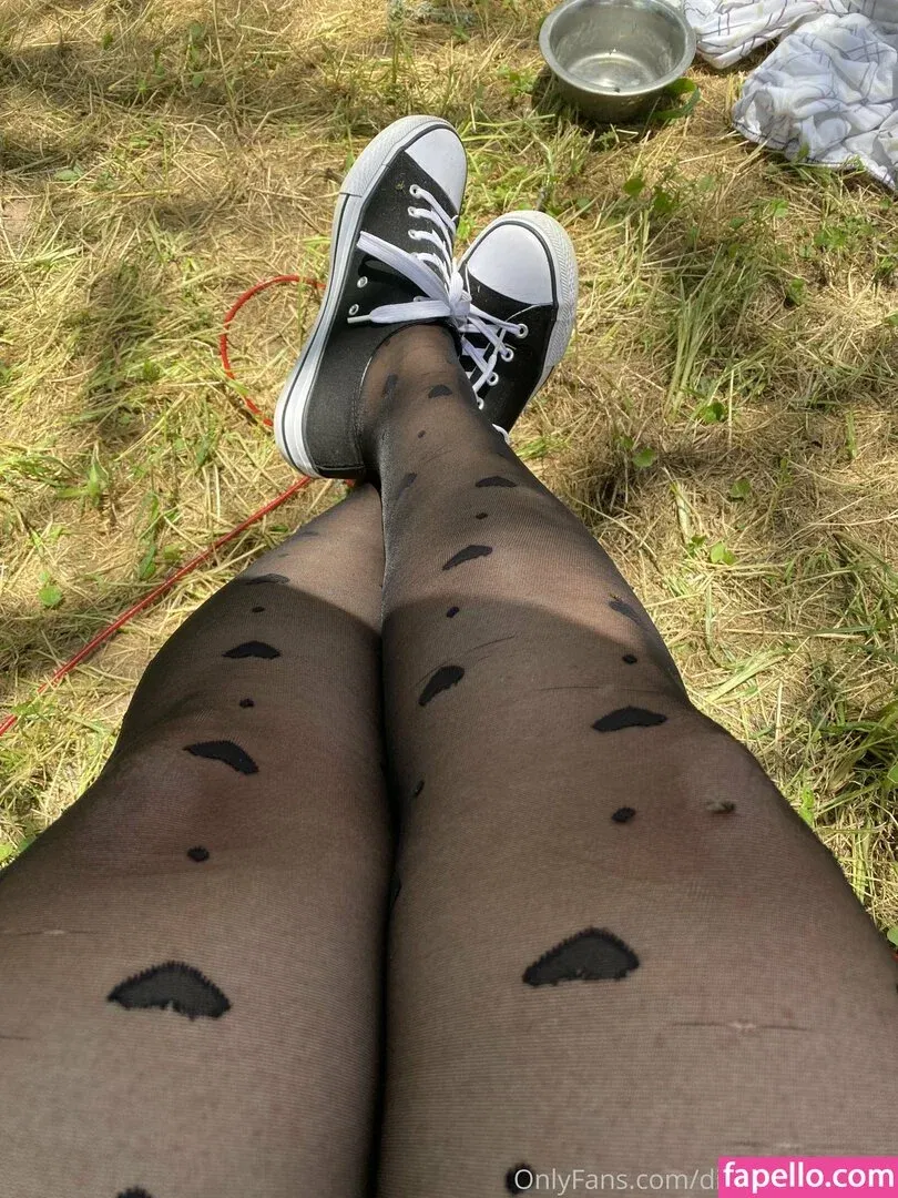 dizzykittenpaws Onlyfans Photo Gallery 