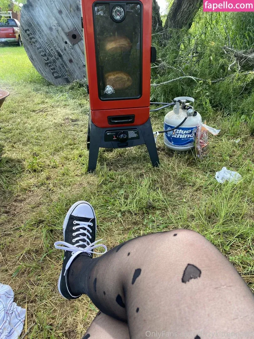 dizzykittenpaws Onlyfans Photo Gallery 