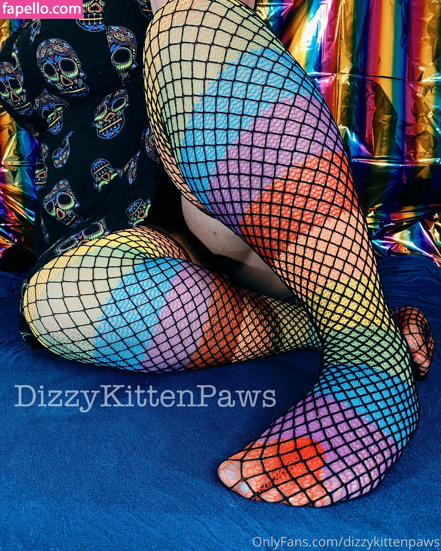 dizzykittenpaws Onlyfans Photo Gallery 