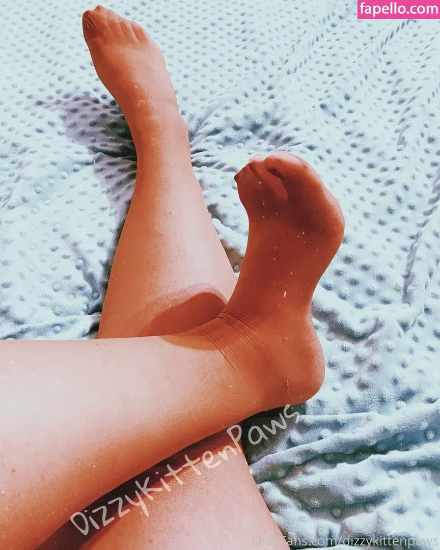 dizzykittenpaws Onlyfans Photo Gallery 