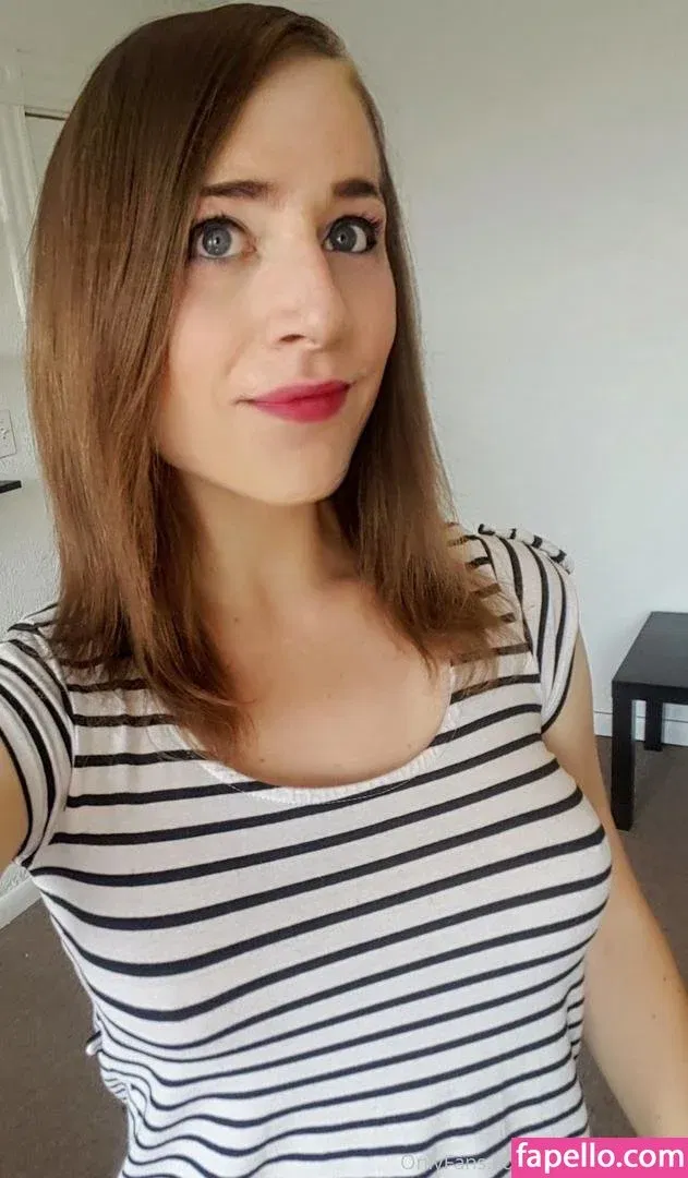 jordanelizabeth Onlyfans Photo Gallery 