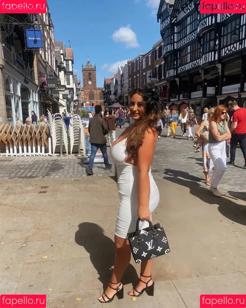 Stephanie Bebb Onlyfans Photo Gallery 