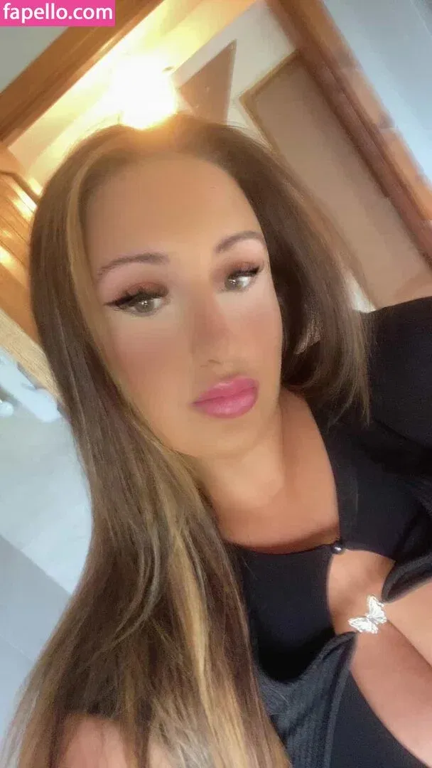 Stephanie Bebb Onlyfans Photo Gallery 