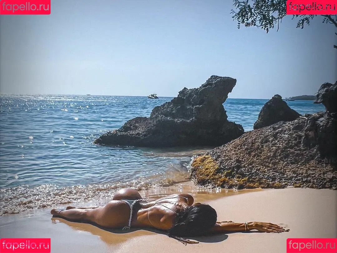 Jecca Barrantes Onlyfans Photo Gallery 