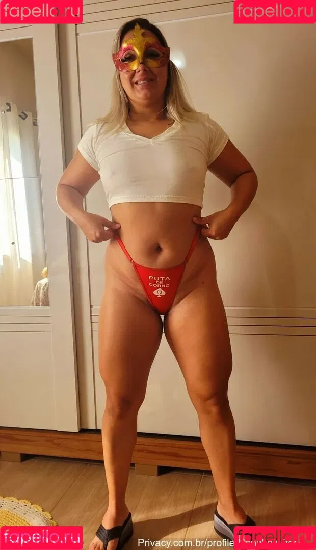 nanyhotwifesc Onlyfans Photo Gallery 