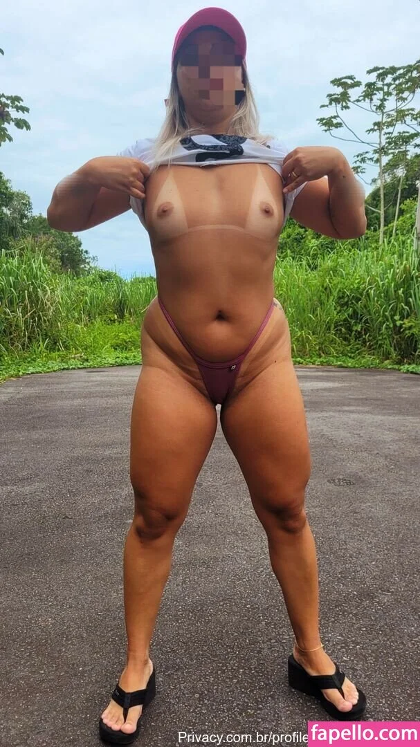 nanyhotwifesc Onlyfans Photo Gallery 