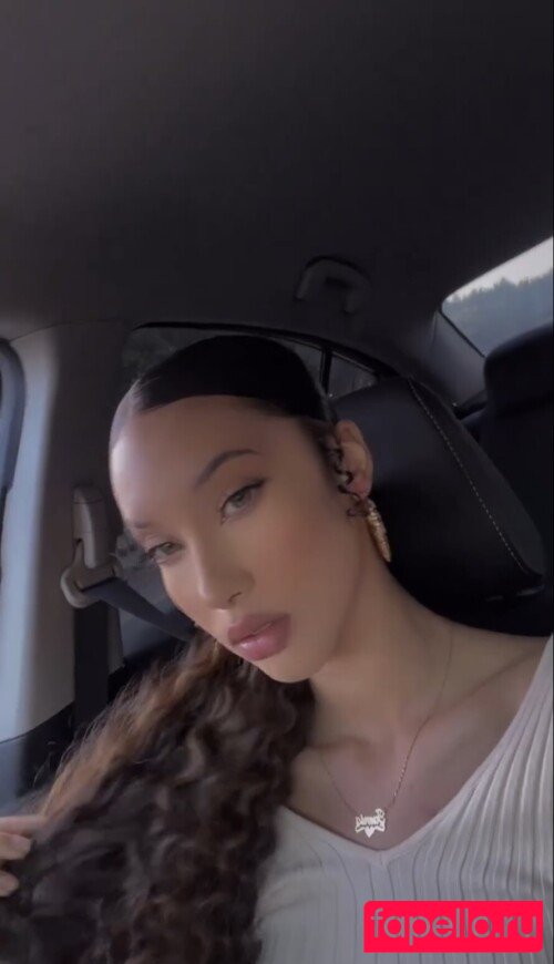 Mimi Cazimi Nude Onlyfans Photo 31
