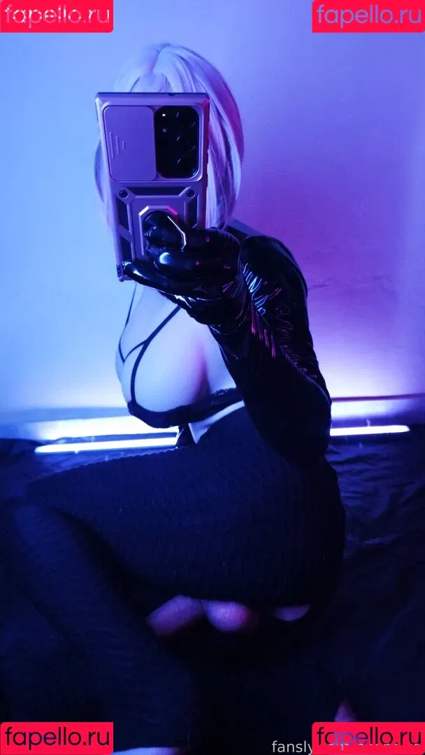 neonfuta Onlyfans Photo Gallery 