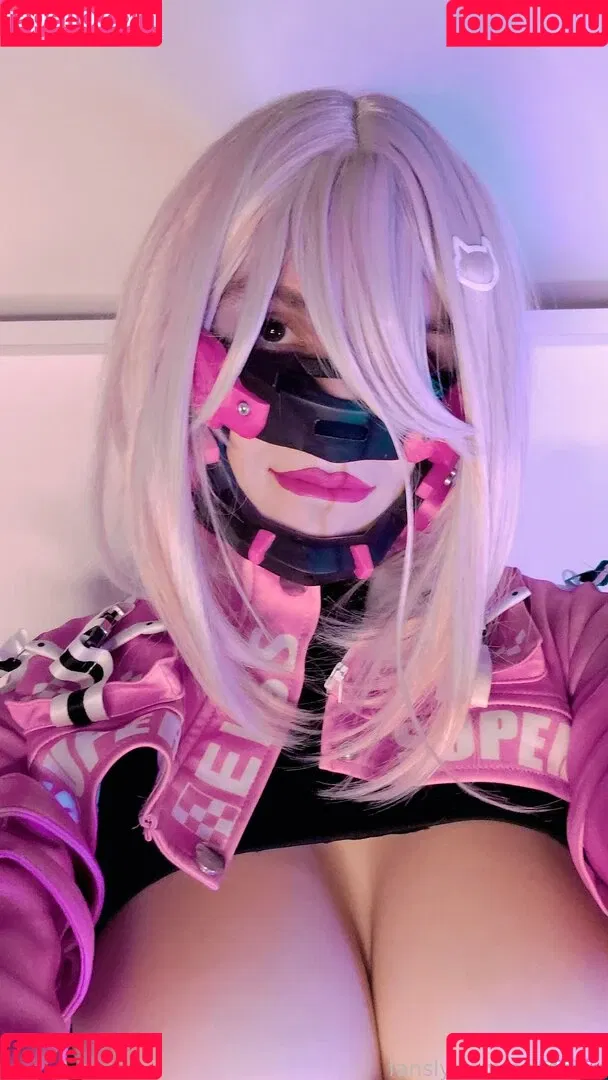 neonfuta Onlyfans Photo Gallery 
