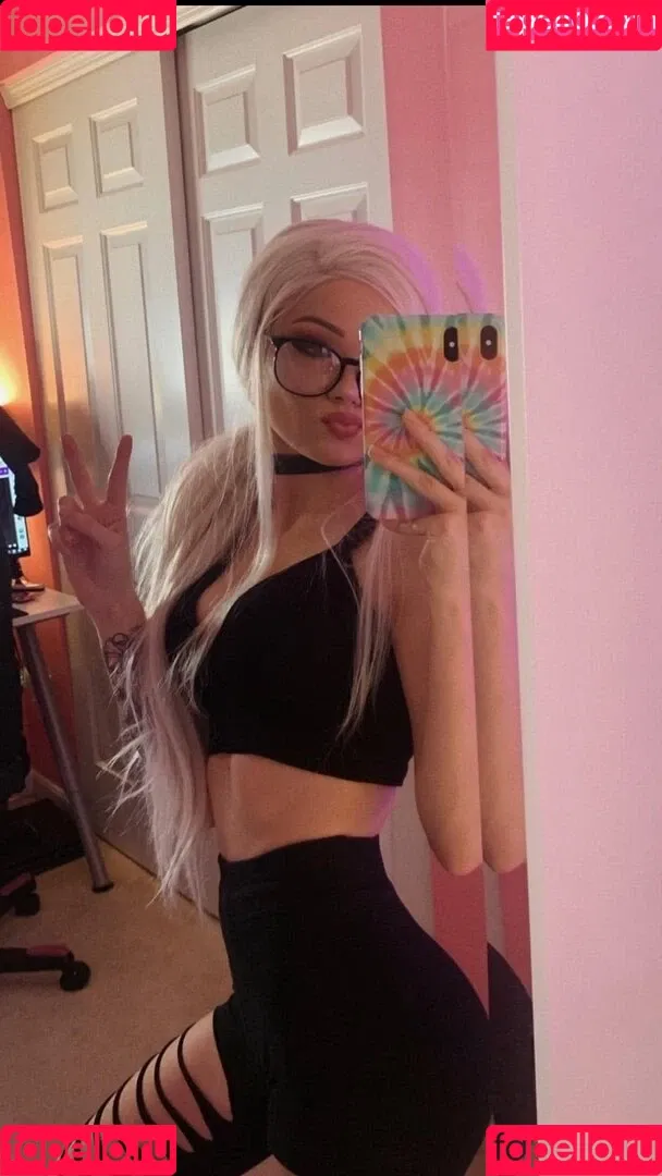 Justfoxii Onlyfans Photo Gallery 
