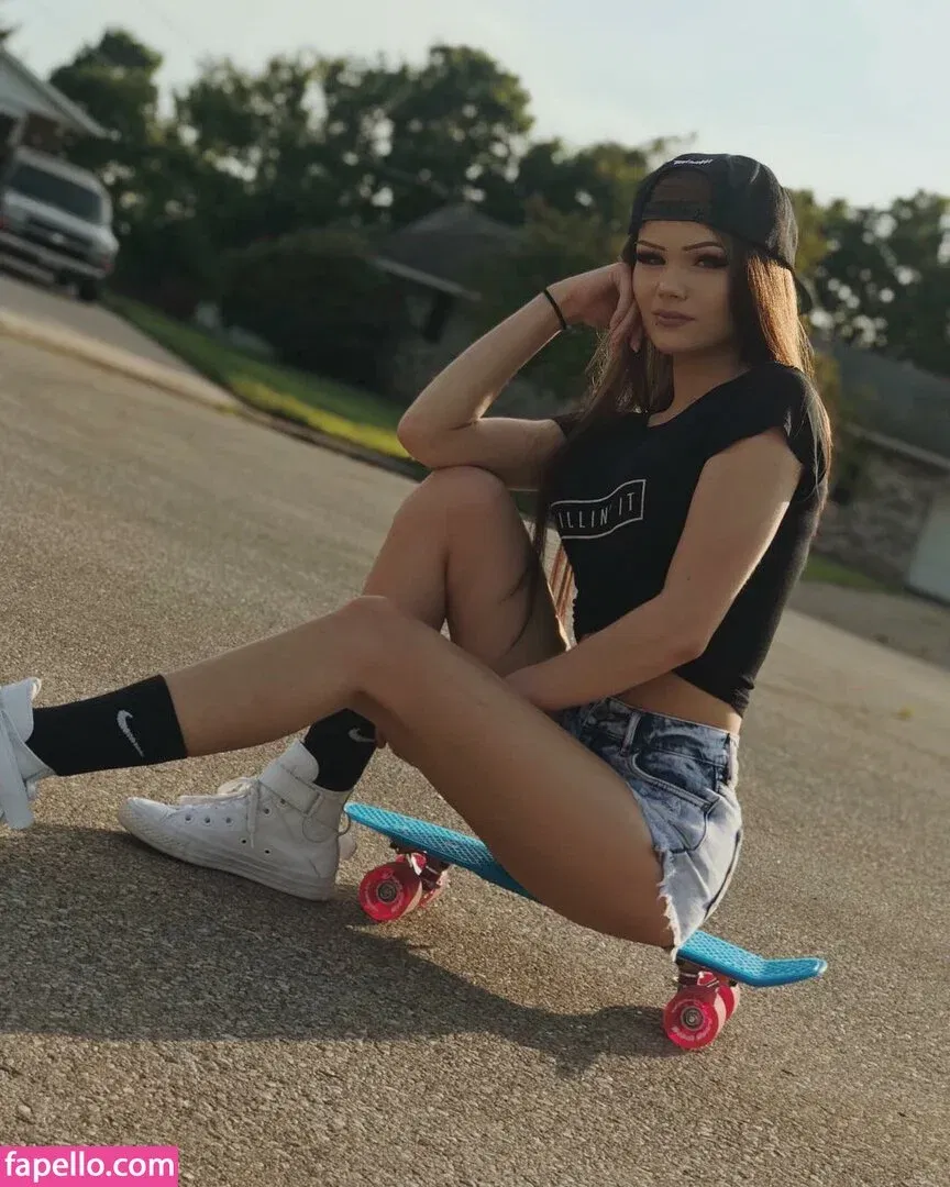 Justfoxii Onlyfans Photo Gallery 