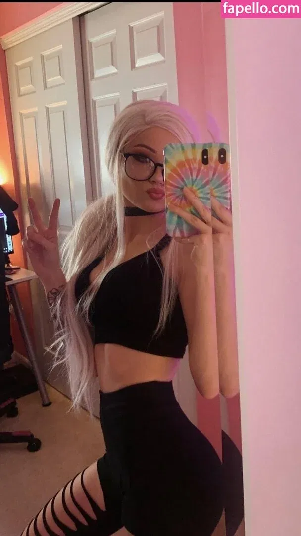 Justfoxii Onlyfans Photo Gallery 