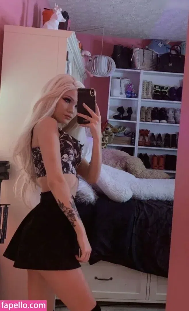 Justfoxii Onlyfans Photo Gallery 