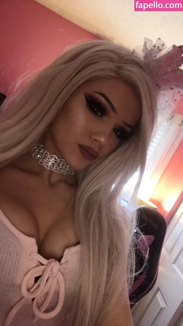 Justfoxii Onlyfans Photo Gallery 