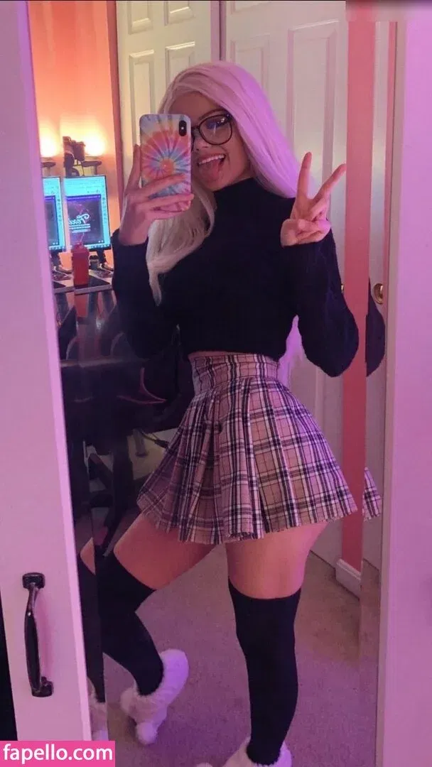 Justfoxii Onlyfans Photo Gallery 