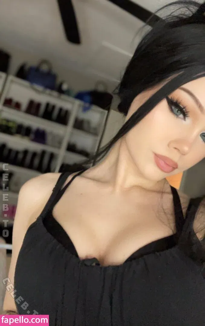 Justfoxii Onlyfans Photo Gallery 