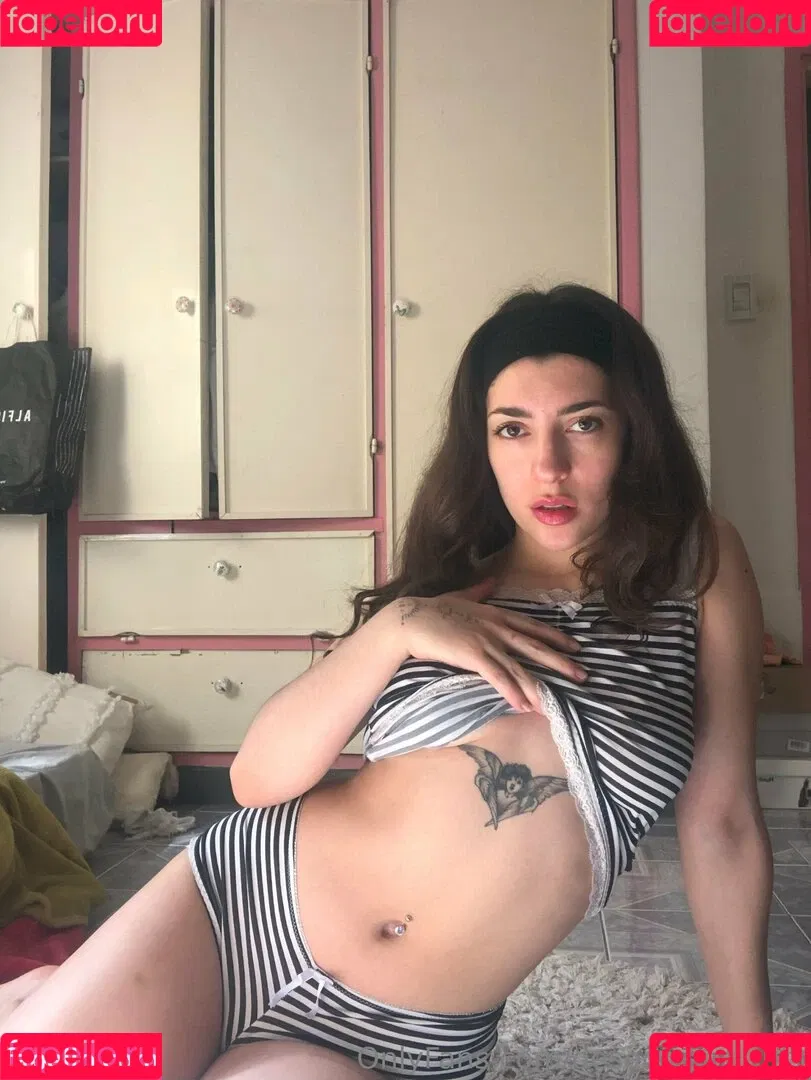 Picturezhangyuniang Onlyfans Photo Gallery 