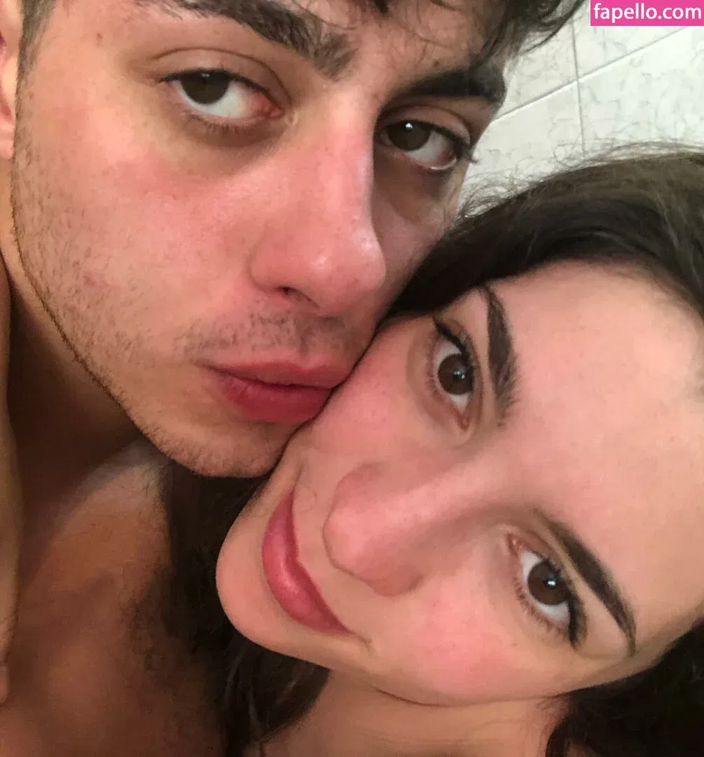 Picturezhangyuniang Onlyfans Photo Gallery 