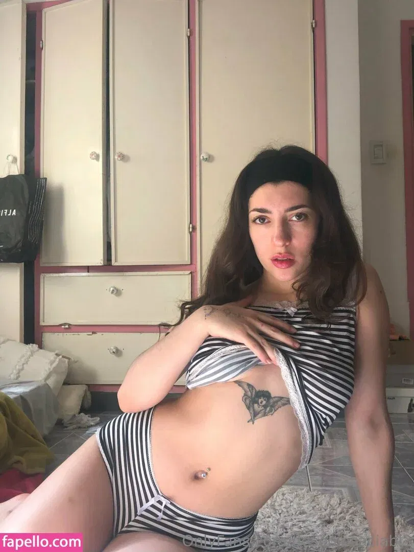 Picturezhangyuniang Onlyfans Photo Gallery 