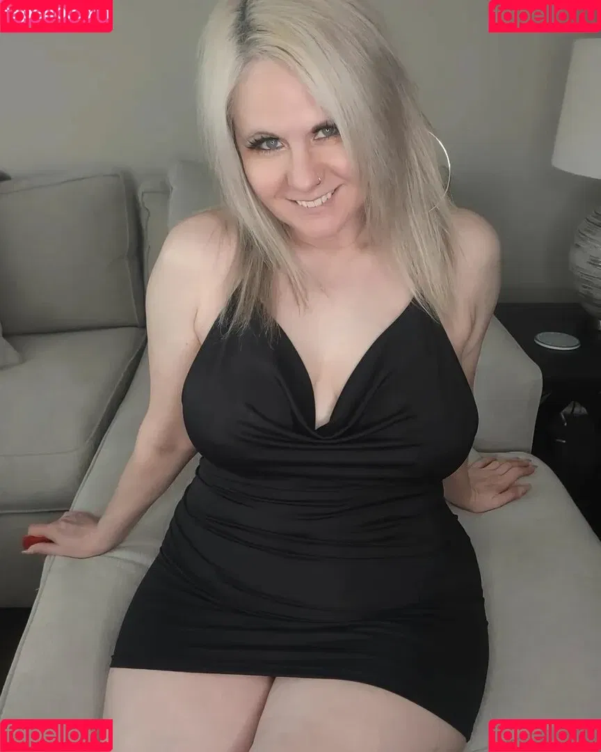 Bekah Butterfly Onlyfans Photo Gallery 