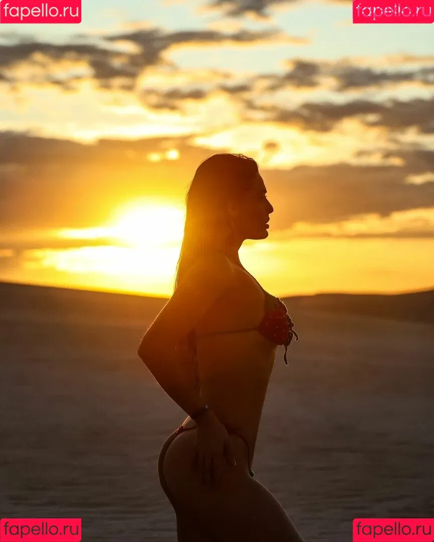 Beatriz Reis Onlyfans Photo Gallery 