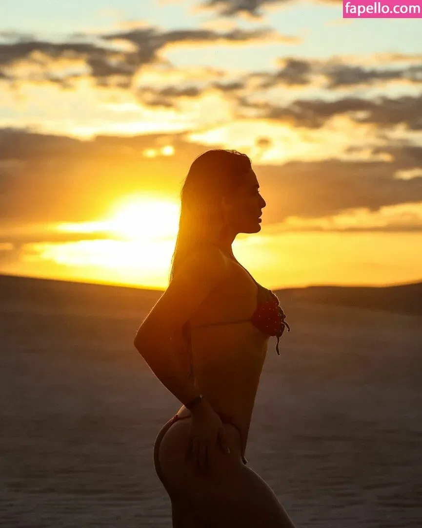 Beatriz Reis Onlyfans Photo Gallery 