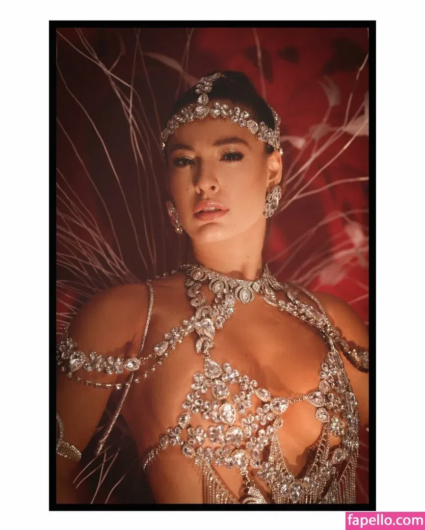 Beatriz Reis Onlyfans Photo Gallery 